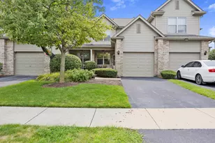 9135 Mansfield Dr, Tinley Park, IL 60487 - Photo 3