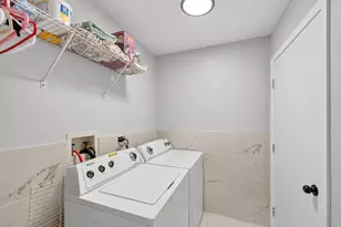 9135 Mansfield Dr, Tinley Park, IL 60487 - Photo 17