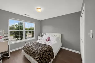9135 Mansfield Dr, Tinley Park, IL 60487 - Photo 25