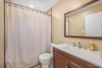 43 Grange Road, Elk Grove Village, IL 60007 - Photo 17