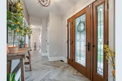717 Roberts Road, Winthrop Harbor, IL 60096 - Photo 5
