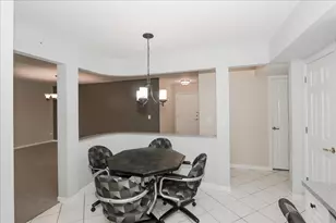 740 Creekside Dr, Mount Prospect, IL 60056 - Photo 11
