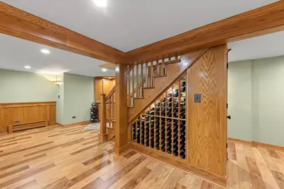 510 W Prairie Avenue, Wheaton, IL 60187 - Photo 35