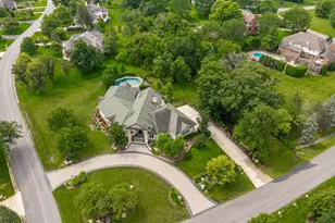 50 Stone Creek Dr, Lemont, IL 60439 - Photo 3