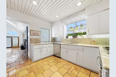 5919 N Bernard Street, Chicago, IL 60659 - Photo 9
