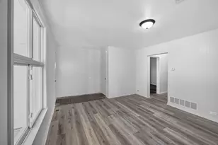 63 W 15th St, Chicago Heights, IL 60411 - Photo 3