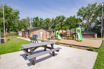 3006 S Elder Lane, Holiday Hills, IL 60051 - Photo 15