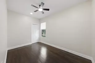 11409 S Stewart Ave, Chicago, IL 60628 - Photo 15
