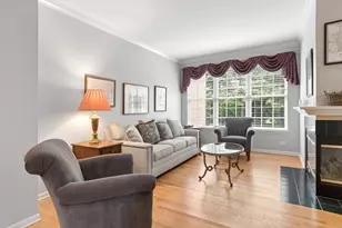 1204 Ashbrook Ct, Darien, IL 60561 - Photo 7