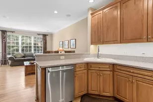 1204 Ashbrook Ct, Darien, IL 60561 - Photo 15