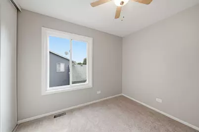 1140 Brunswick Lane, Aurora, IL 60504 - Photo 11