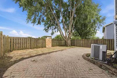 1140 Brunswick Lane, Aurora, IL 60504 - Photo 19