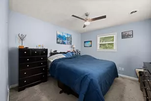 621 Fairlane Ave, Dekalb, IL 60115 - Photo 15