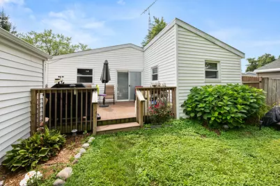 621 Fairlane Avenue, Dekalb, IL 60115 - Photo 21