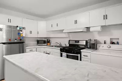 621 Fairlane Avenue, Dekalb, IL 60115 - Photo 9