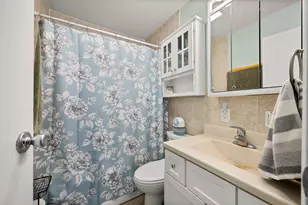 621 Fairlane Ave, Dekalb, IL 60115 - Photo 17