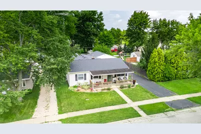 621 Fairlane Avenue, Dekalb, IL 60115 - Photo 3
