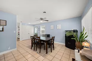 621 Fairlane Ave, Dekalb, IL 60115 - Photo 5