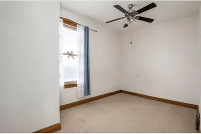 5319 W Patterson Street, Chicago, IL 60641 - Photo 11