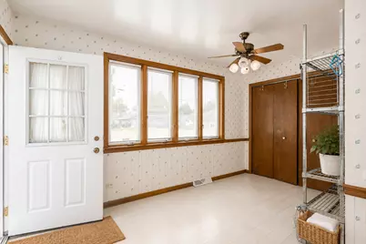 5319 W Patterson Street, Chicago, IL 60641 - Photo 5