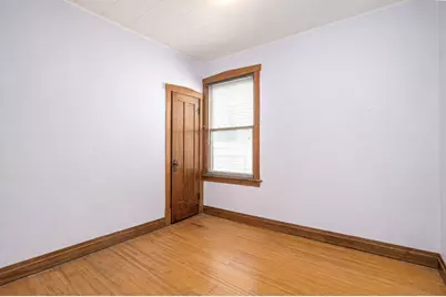 5319 W Patterson Street, Chicago, IL 60641 - Photo 9
