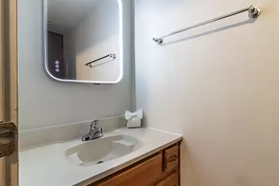 1004 Centurion Lane #4, Vernon Hills, IL 60061 - Photo 9