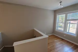 3745 W Argyle St, Chicago, IL 60625 - Photo 15