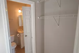3745 W Argyle St, Chicago, IL 60625 - Photo 13