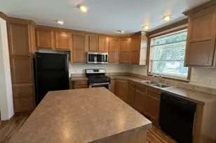 336 Avenue F, Bloomington, IL 61704 - Photo 7