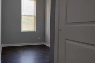 1945 W 48th St, Chicago, IL 60609 - Photo 13