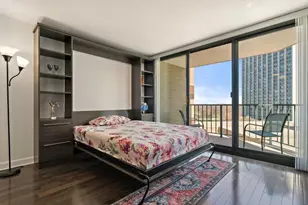 3660 N Lake Shore Dr, Chicago, IL 60613 - Photo 3