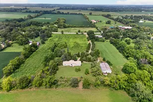 18817 W Union Rd, Union, IL 60180 - Photo 31