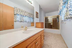 3606 E 20th St, Sterling, IL 61081 - Photo 29