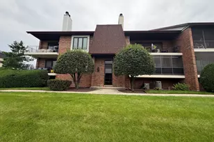 15715 Deerfield Ct, Orland Park, IL 60462 - Photo 1