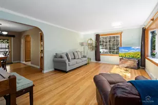 100 S Wisconsin Ave, Addison, IL 60101 - Photo 3