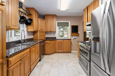 100 S Wisconsin Avenue, Addison, IL 60101 - Photo 7