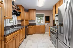 100 S Wisconsin Ave, Addison, IL 60101 - Photo 7