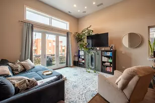 3559 W Montrose Ave, Chicago, IL 60618 - Photo 3