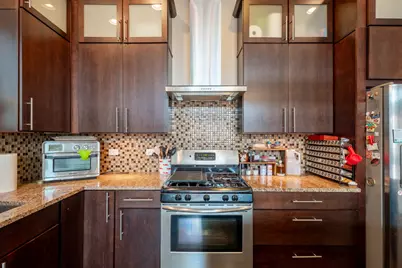 3559 W Montrose Avenue #4E, Chicago, IL 60618 - Photo 9