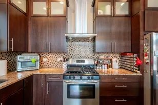3559 W Montrose Ave, Chicago, IL 60618 - Photo 9