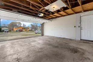 1295 Foxcroft Dr, Aurora, IL 60506 - Photo 33