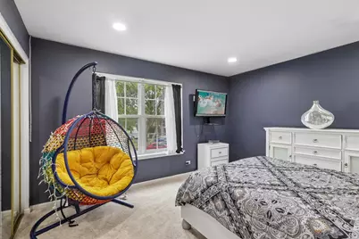 18106 W Hampshire Drive, Gurnee, IL 60031 - Photo 25