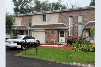 10956 S 76th Avenue #F, Palos Hills, IL 60465 - Photo 1