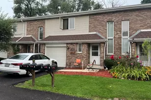 10956 S 76th Ave, Palos Hills, IL 60465 - Photo 1