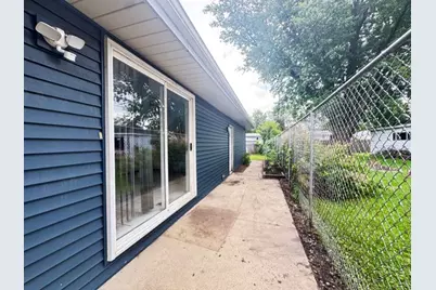 643 N Iowa Avenue, Villa Park, IL 60181 - Photo 11