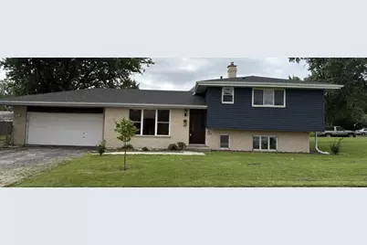 643 N Iowa Avenue, Villa Park, IL 60181 - Photo 1