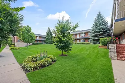 1445 W Touhy Avenue #9A, Park Ridge, IL 60068 - Photo 9