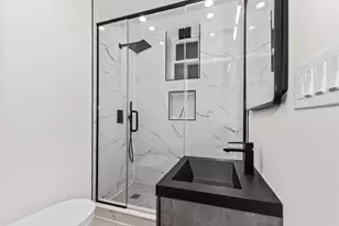 1721 W Pierce Ave, Chicago, IL 60622 - Photo 11