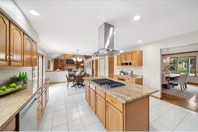 1853 Morgan Circle, Naperville, IL 60565 - Photo 5