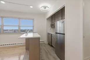 5630 N Sheridan Rd, Chicago, IL 60660 - Photo 3